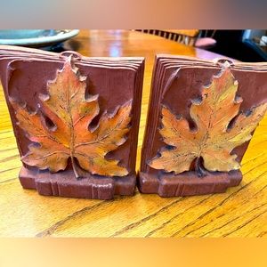 Maple leaf vintage bookends - preowned